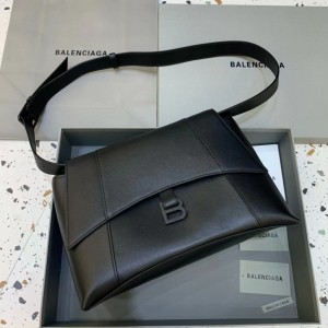 발렌시아가 Hourglass bag (32*16*21cm)