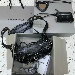 발렌시아가 Le Cagole bag (26*12*6cm)