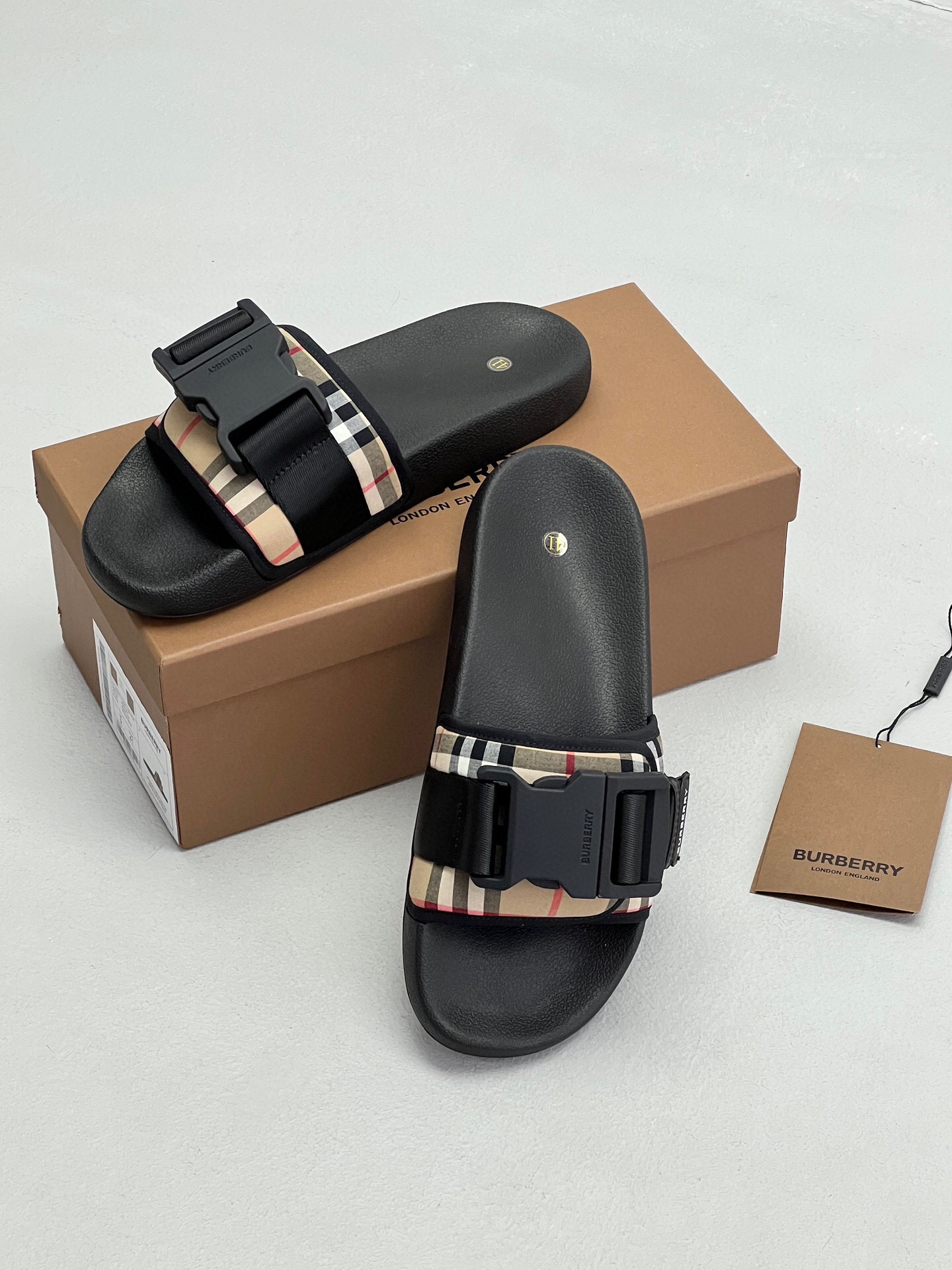 Burberry Shoes