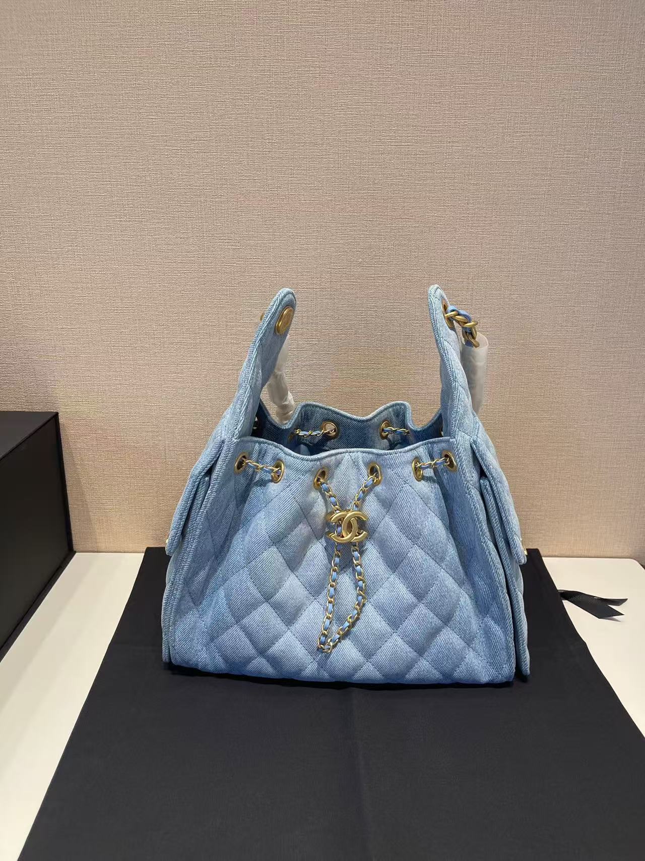 Chanel 25bag（30*26*14cm）